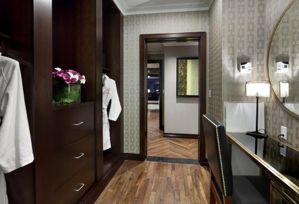 The Liberty a Luxury Collection Hotel Boston image 9
